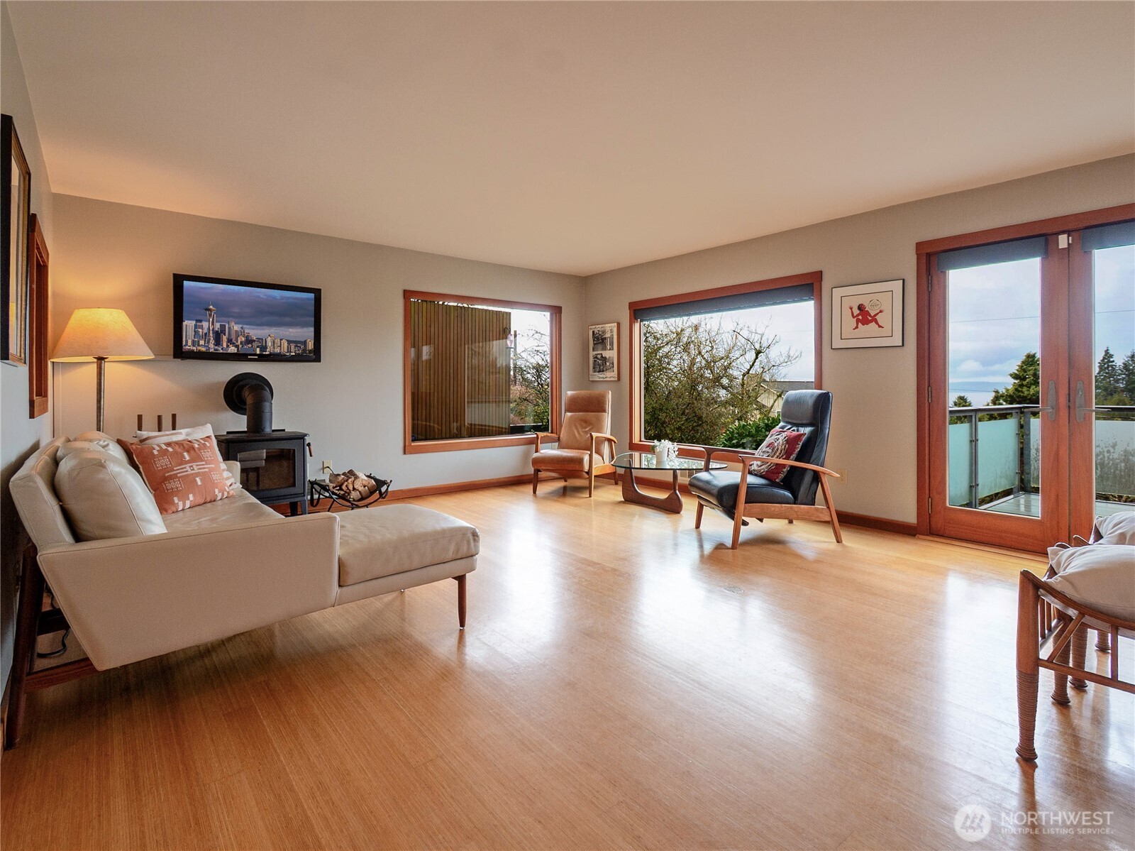 5320 47th Avenue SW, Seattle, WA 98136