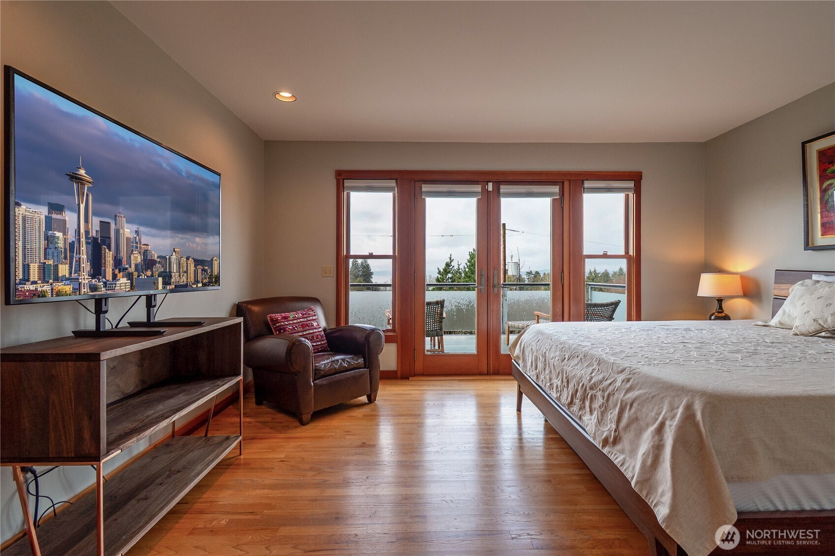 5320 47th Avenue SW, Seattle, WA 98136