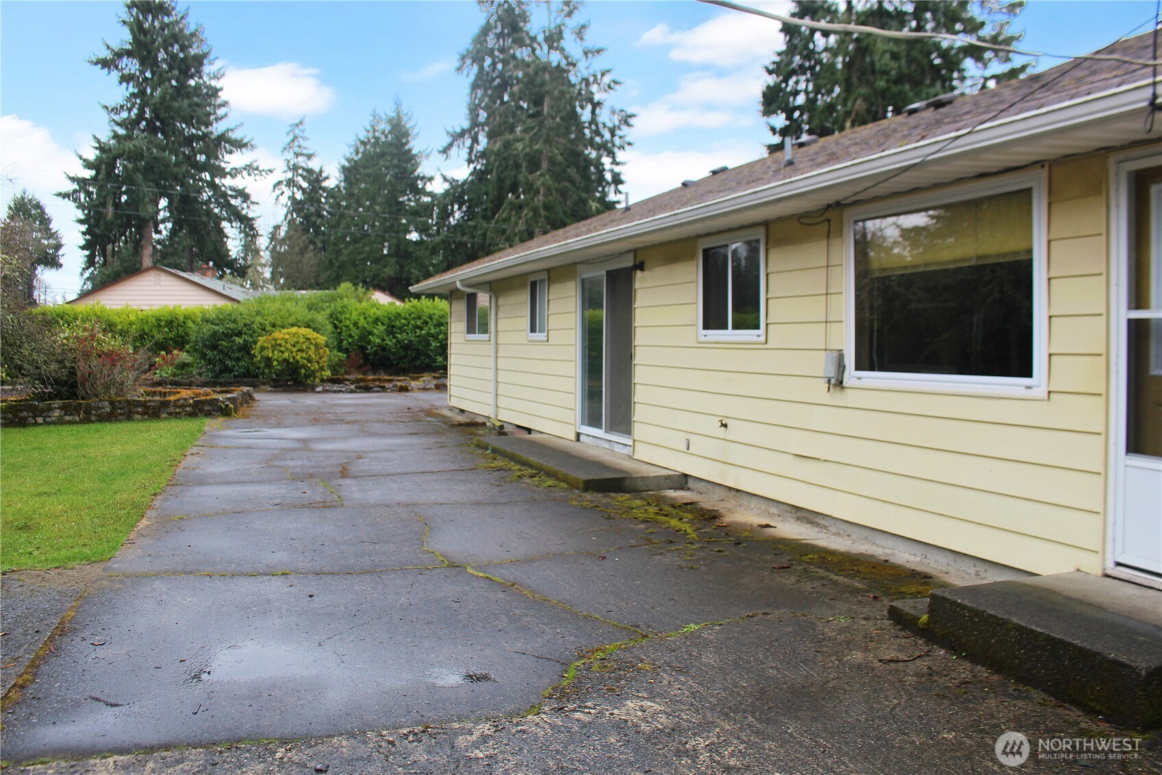 9114 Thomas Court SW, Lakewood, WA 98498