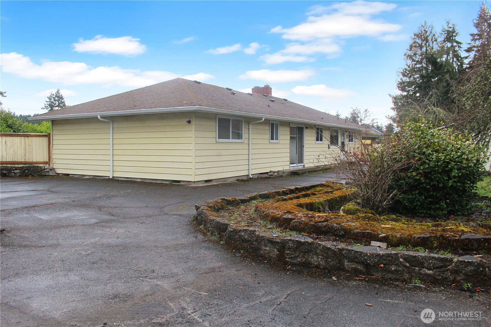 9114 Thomas Court SW, Lakewood, WA 98498