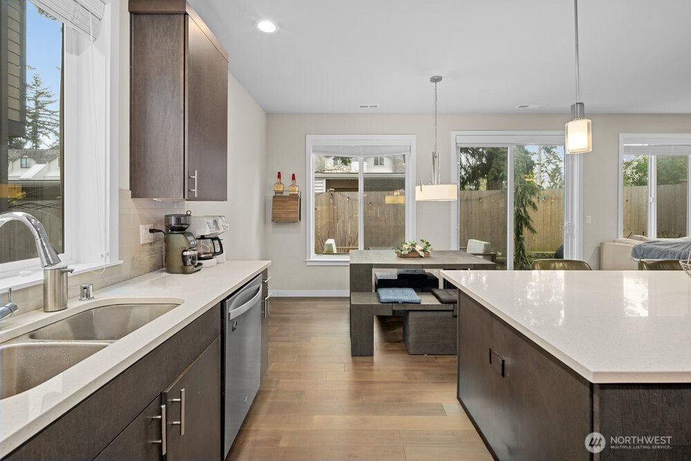 8609 244th Street SW #11, Edmonds, WA 98026