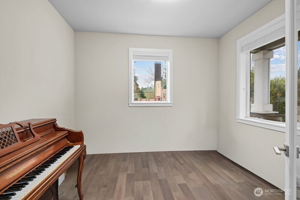 8609 244th Street SW #11, Edmonds, WA 98026