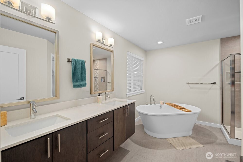 8609 244th Street SW #11, Edmonds, WA 98026