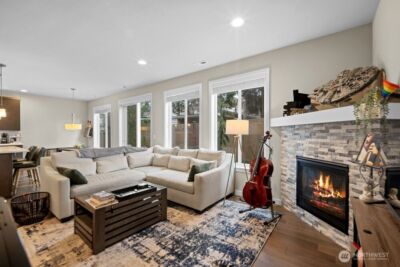 8609 244th Street SW #11, Edmonds, WA 98026 - Photo 4