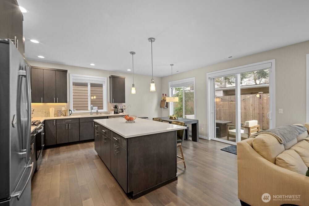 8609 244th Street SW #11, Edmonds, WA 98026