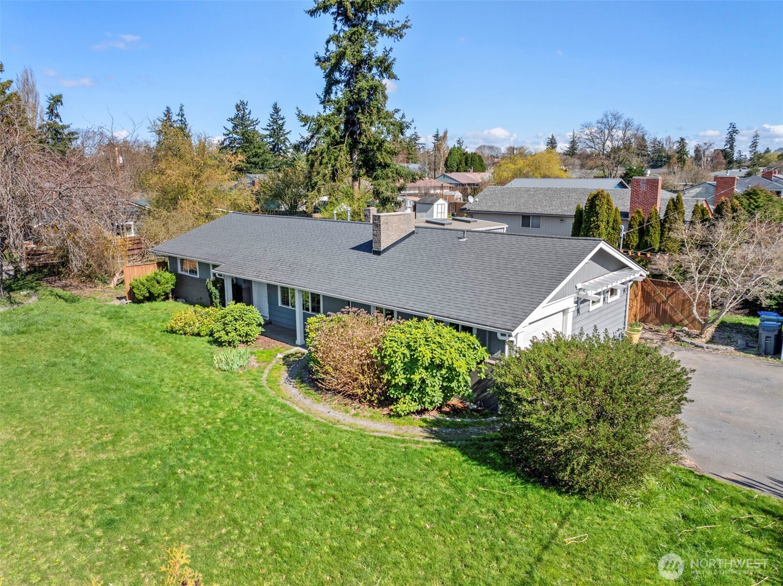 480 SE Ely Street , Oak Harbor, WA 98277