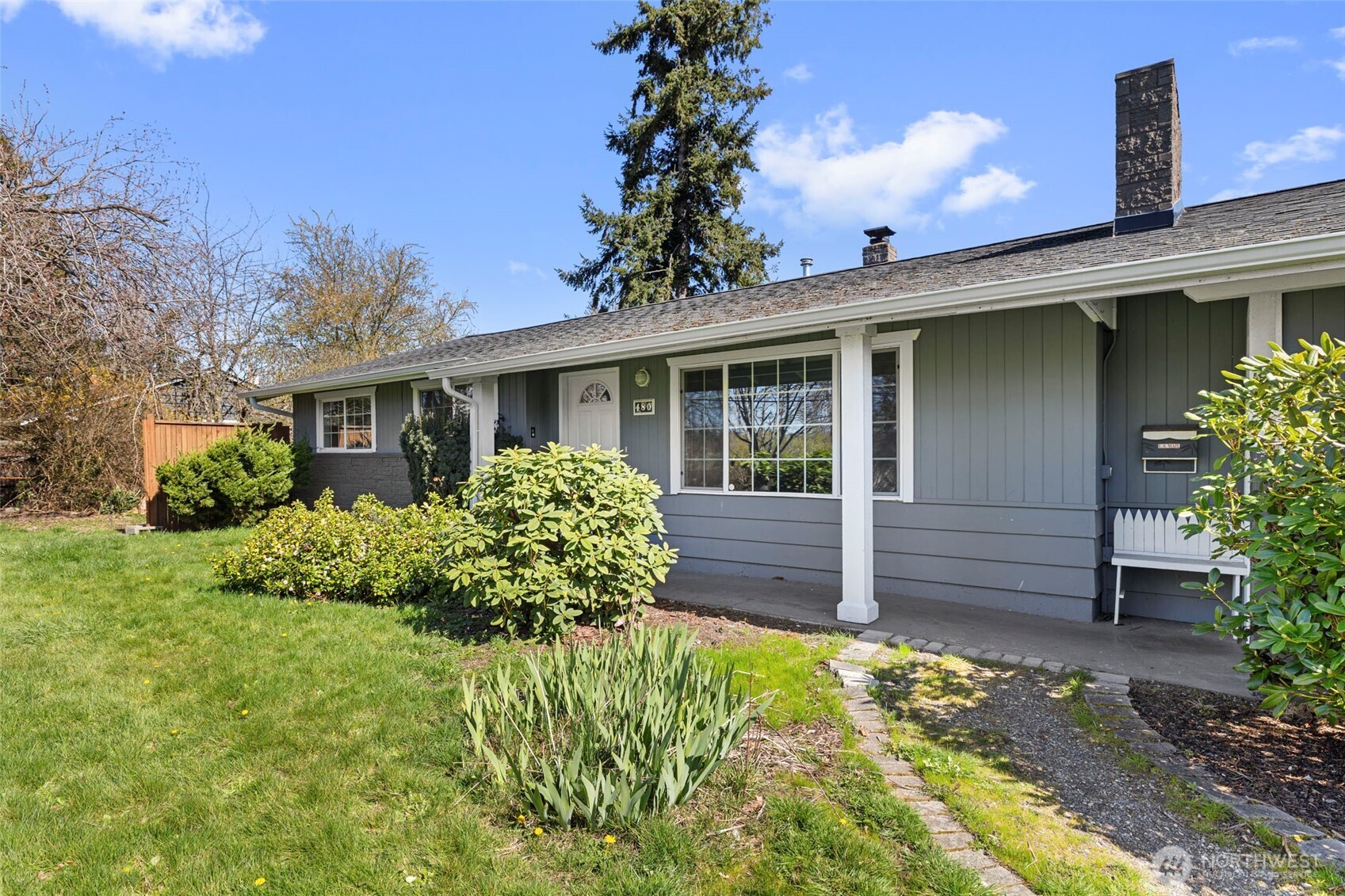 480 SE Ely Street , Oak Harbor, WA 98277