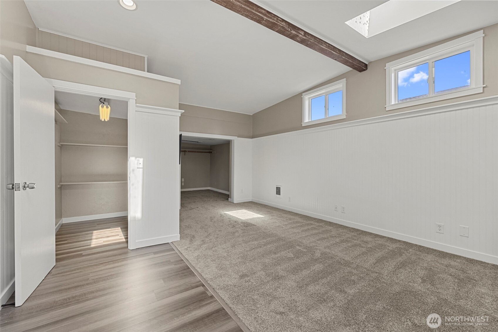 480 SE Ely Street , Oak Harbor, WA 98277