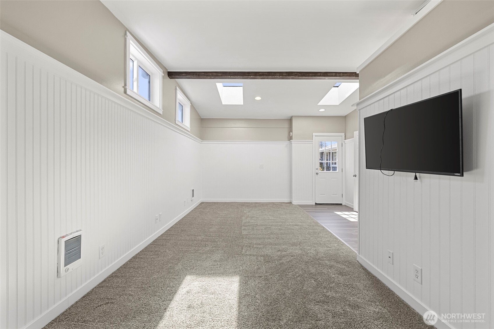 480 SE Ely Street , Oak Harbor, WA 98277