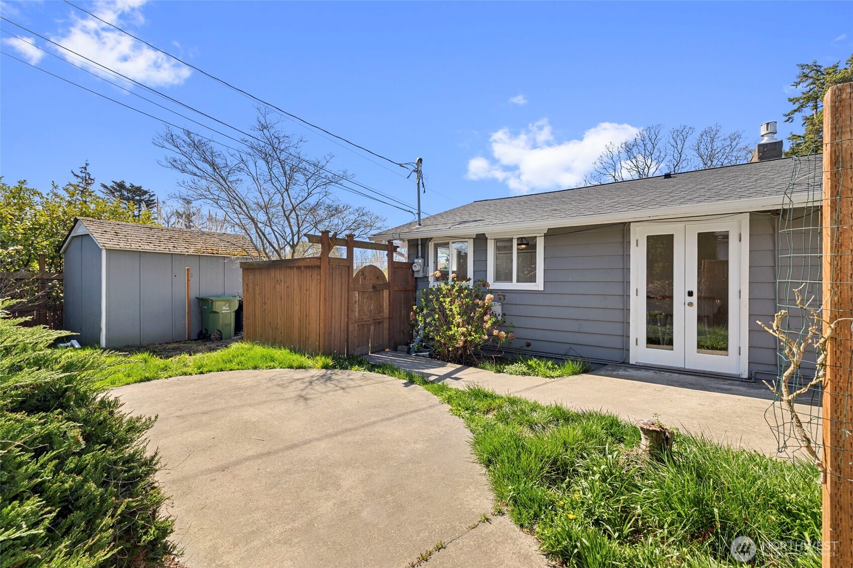 480 SE Ely Street , Oak Harbor, WA 98277