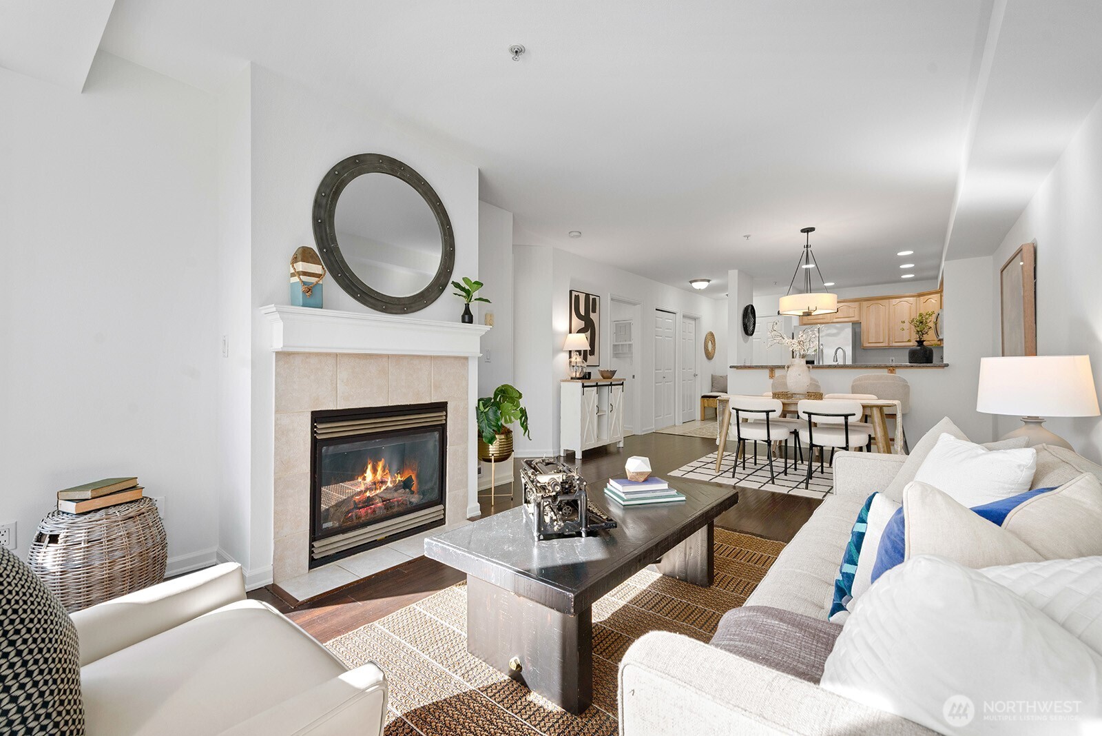 4847 California Avenue SW #402, Seattle, WA 98116