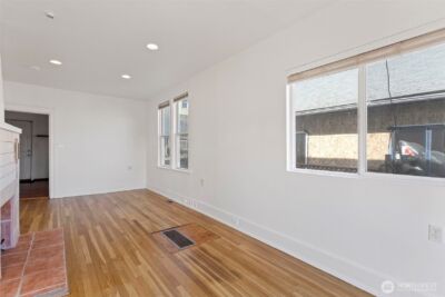 913 24th Avenue E, Seattle, WA 98112 - Photo 16