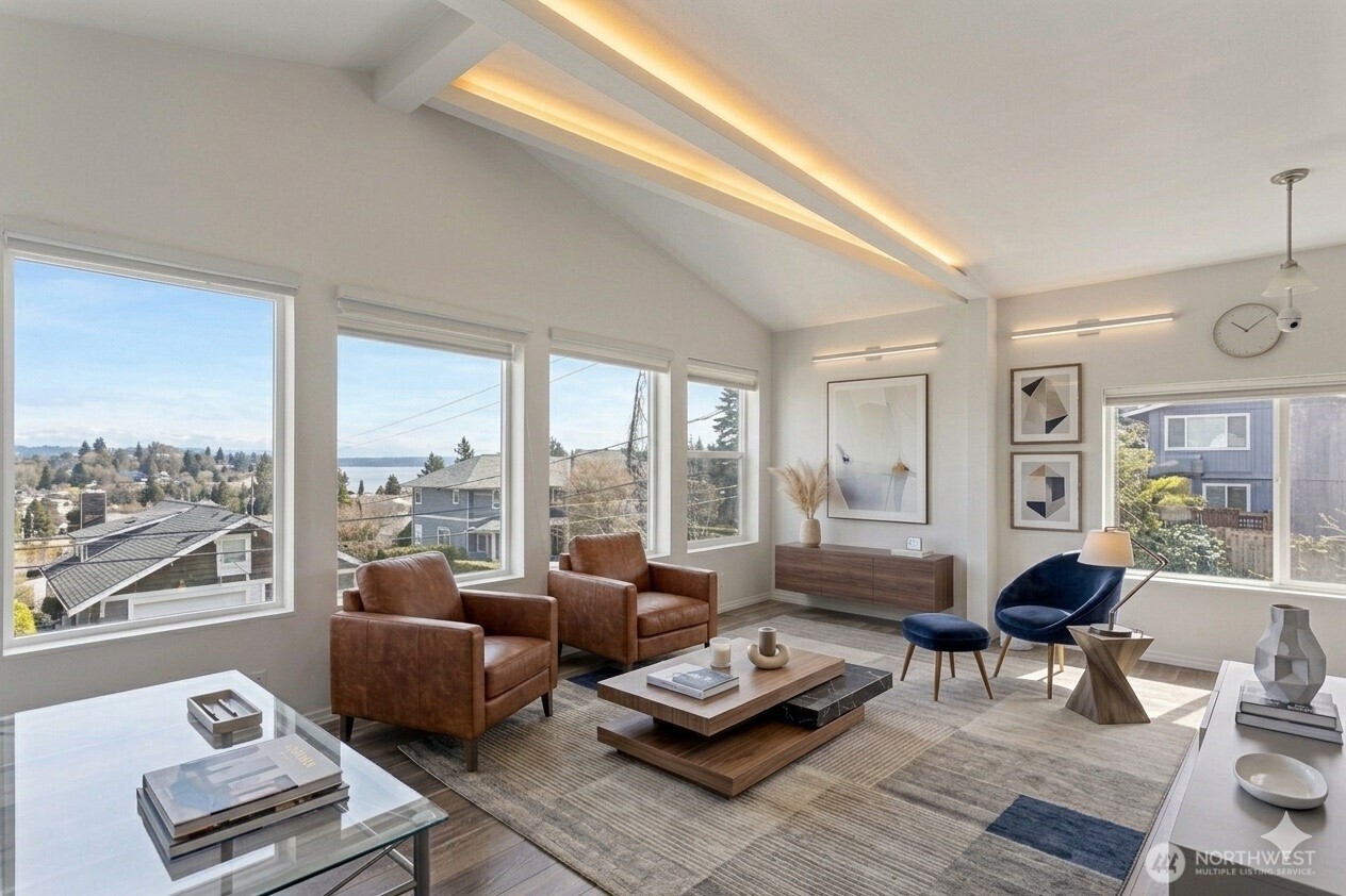 913 24th Avenue E, Seattle, WA 98112