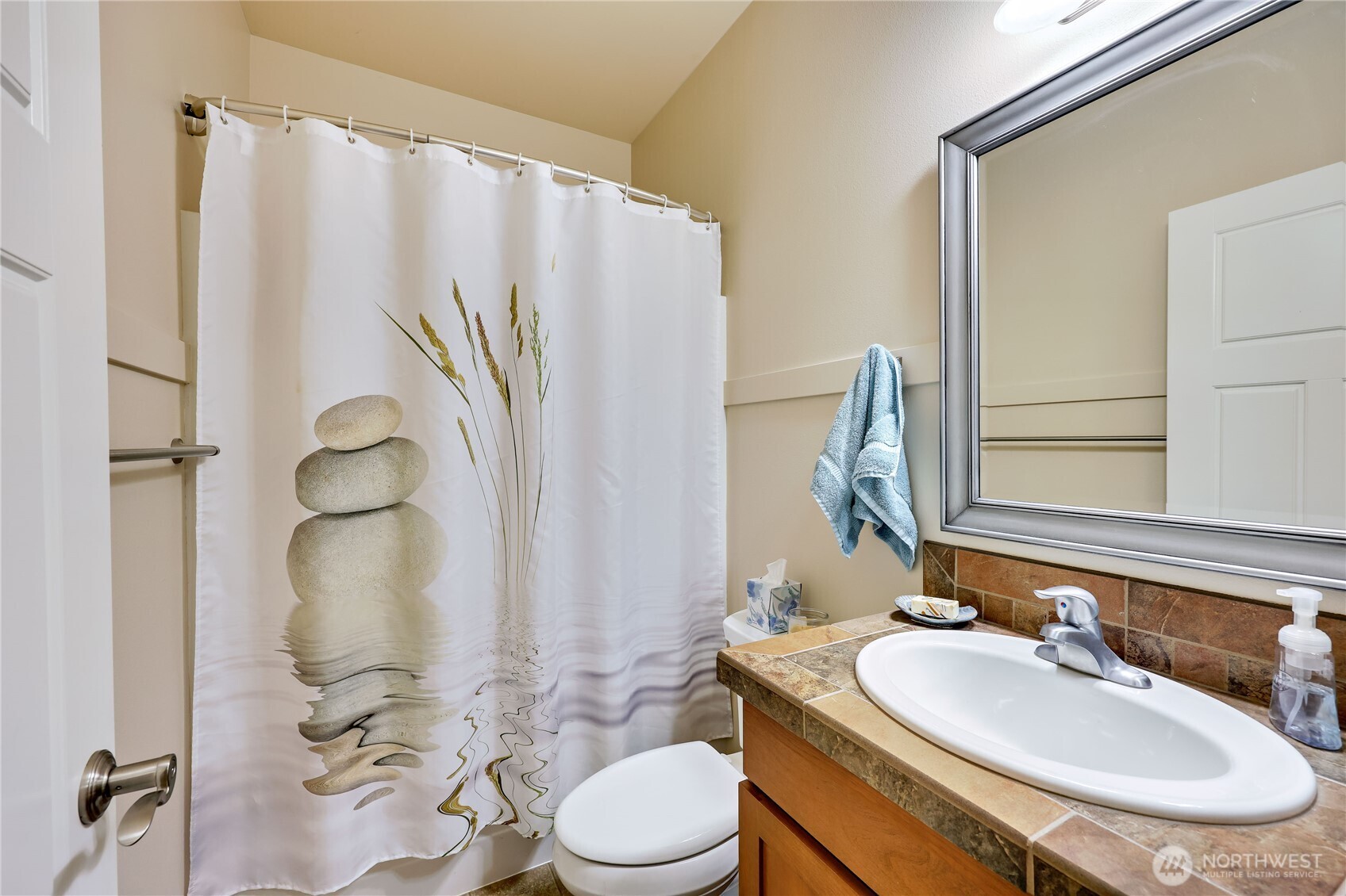 111 Mount Baker Drive , Sequim, WA 98382