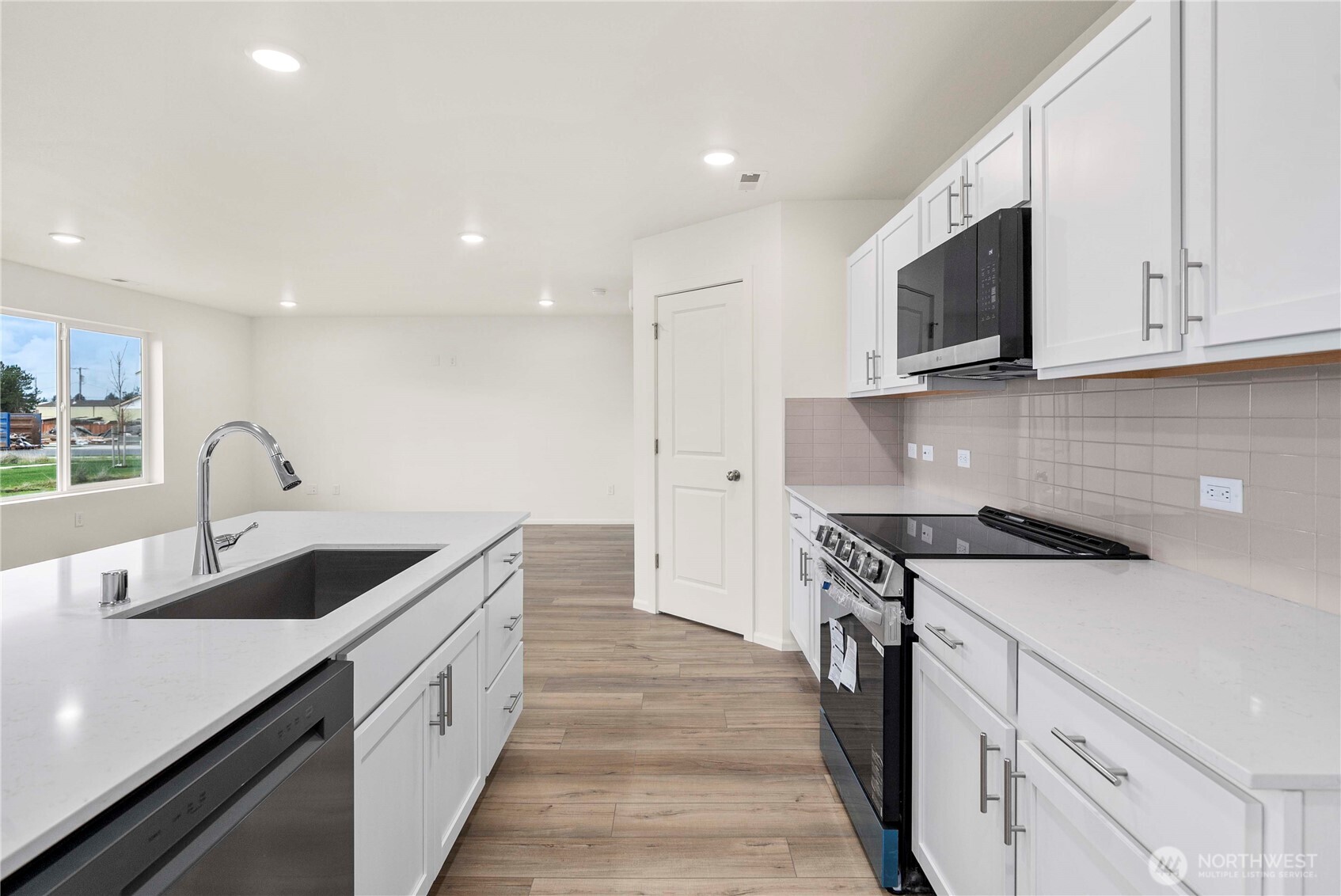 691 Salzer Creek Drive , Centralia, WA 98531