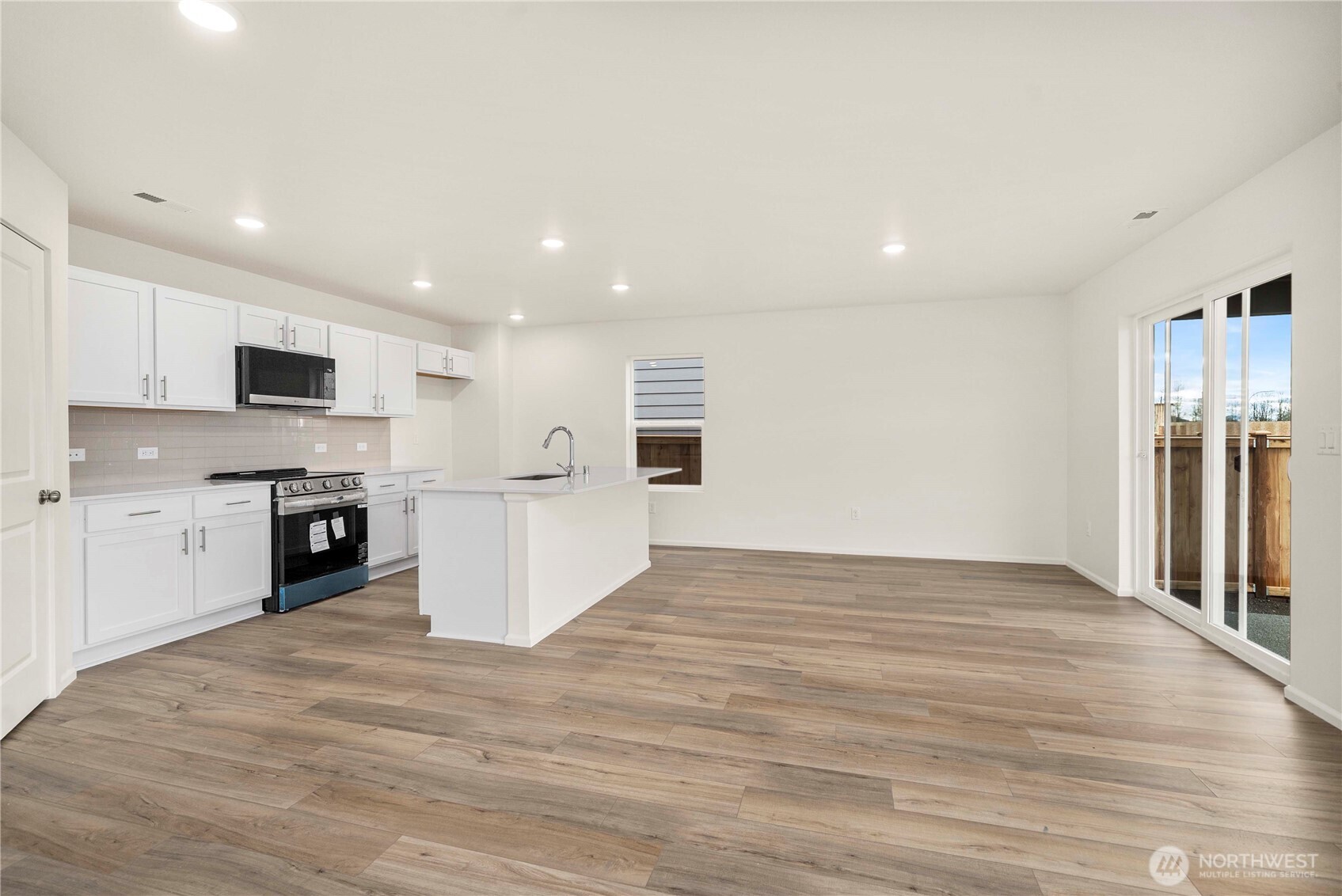 691 Salzer Creek Drive , Centralia, WA 98531