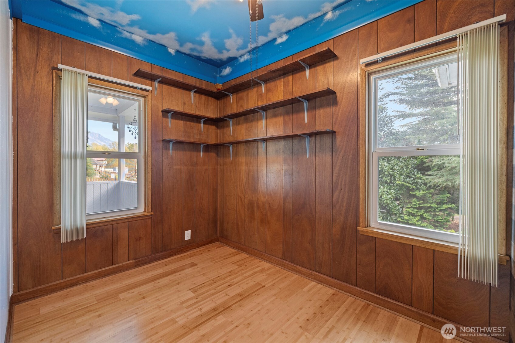 7362 N superior Avenue , Concrete, WA 98237