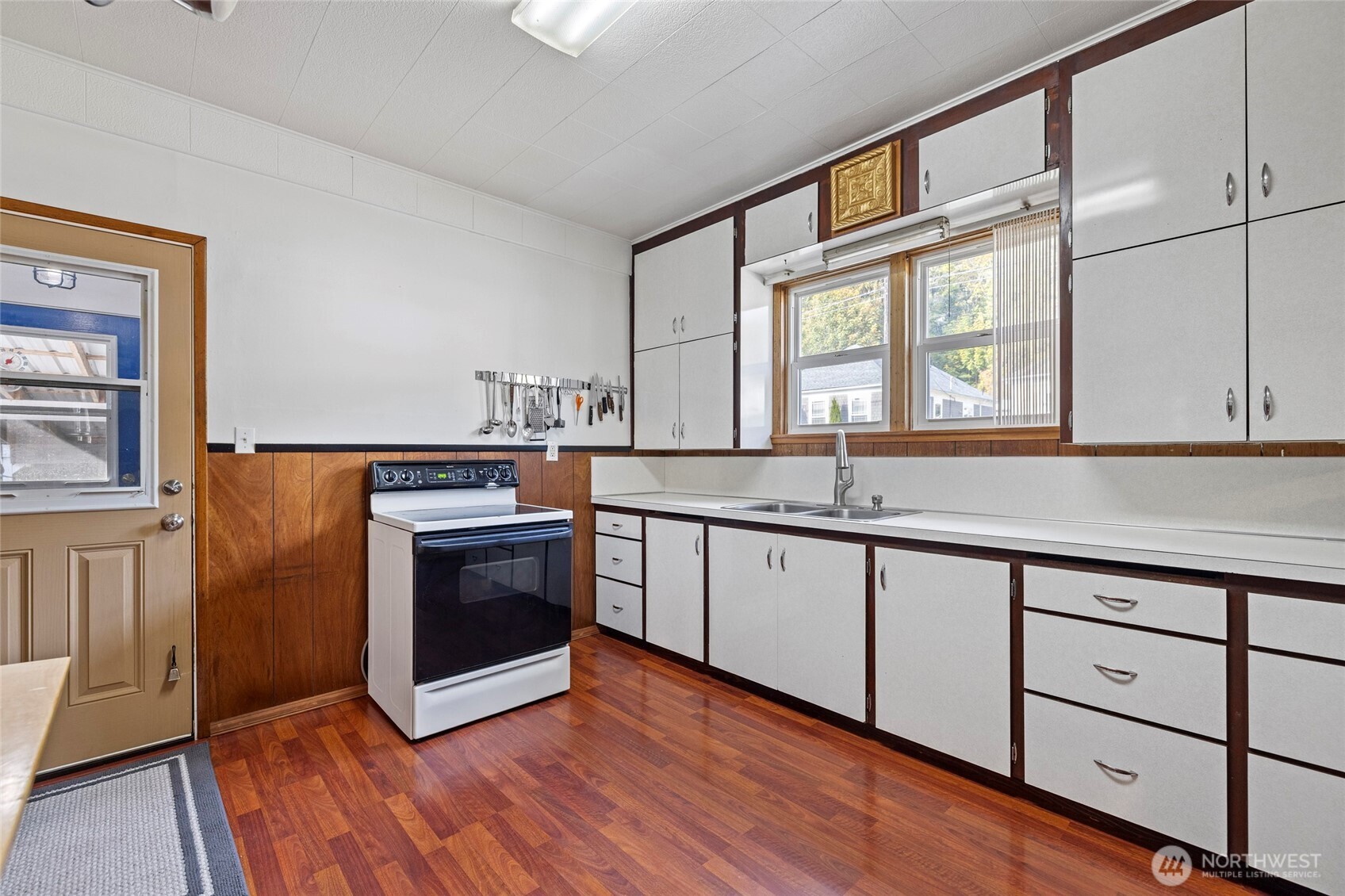 7362 N superior Avenue , Concrete, WA 98237