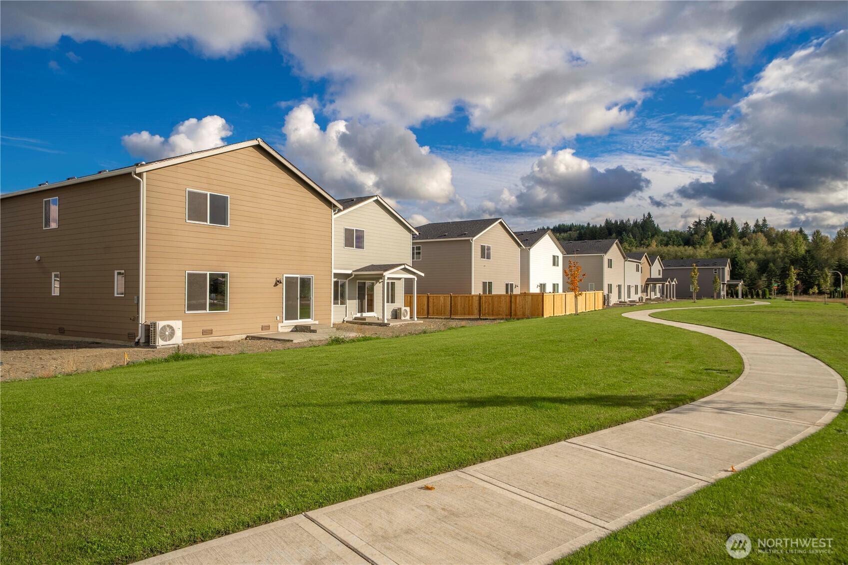 697 Salzer Creek Drive , Centralia, WA 98531