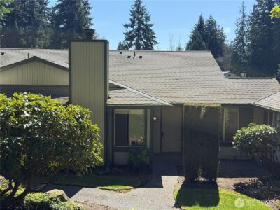 526 S 323rd Place #11F, Federal Way, WA 98003-5834