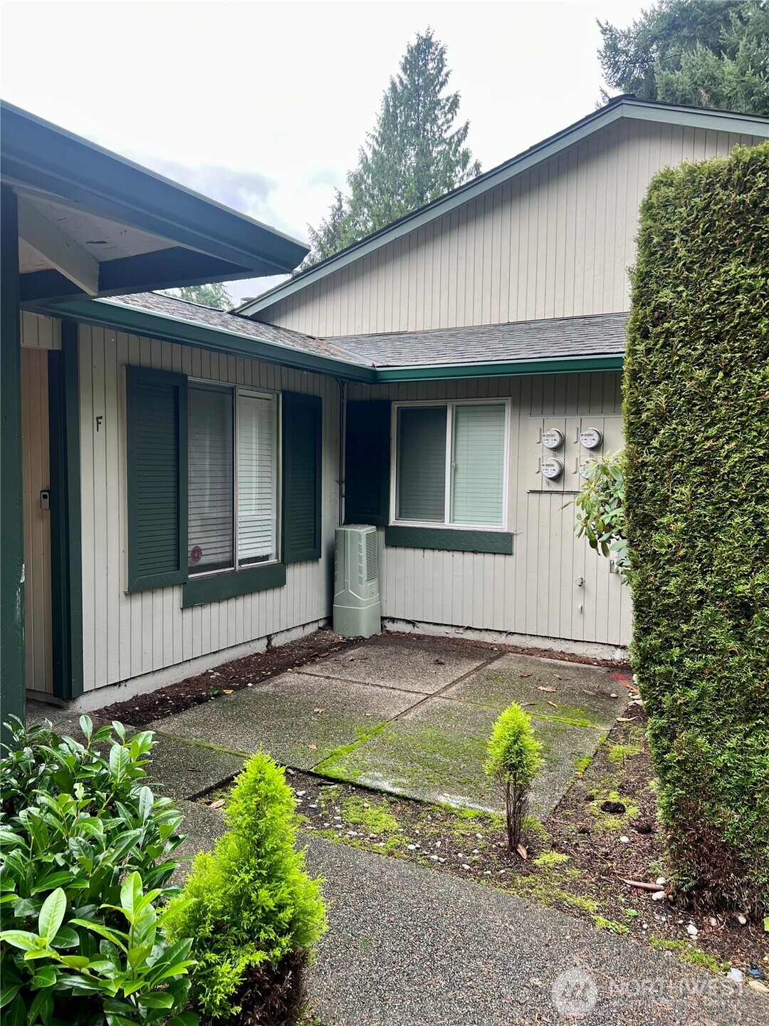 526 S 323rd Place #11F, Federal Way, WA 98003-5834