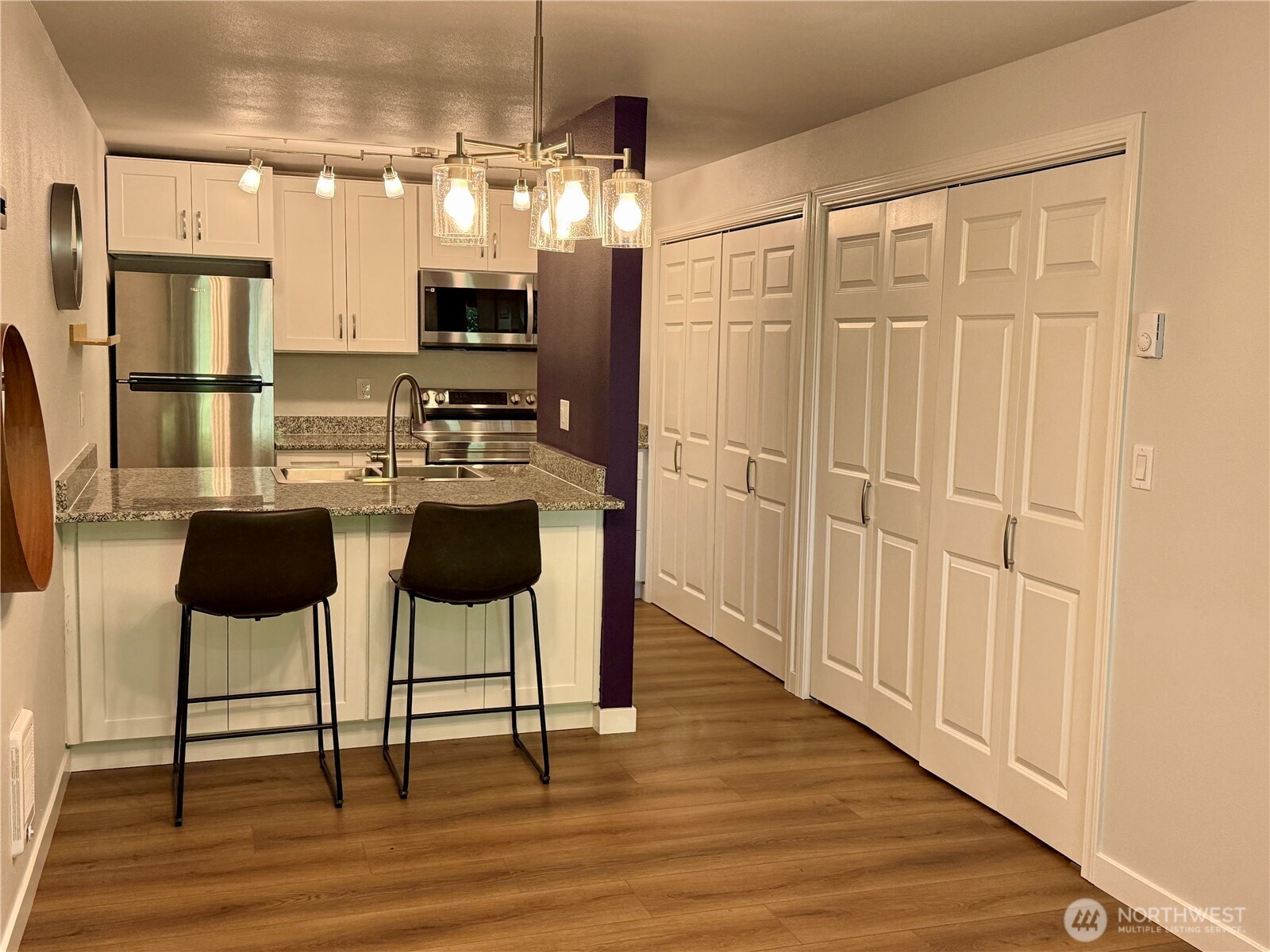 526 S 323rd Place #11F, Federal Way, WA 98003-5834