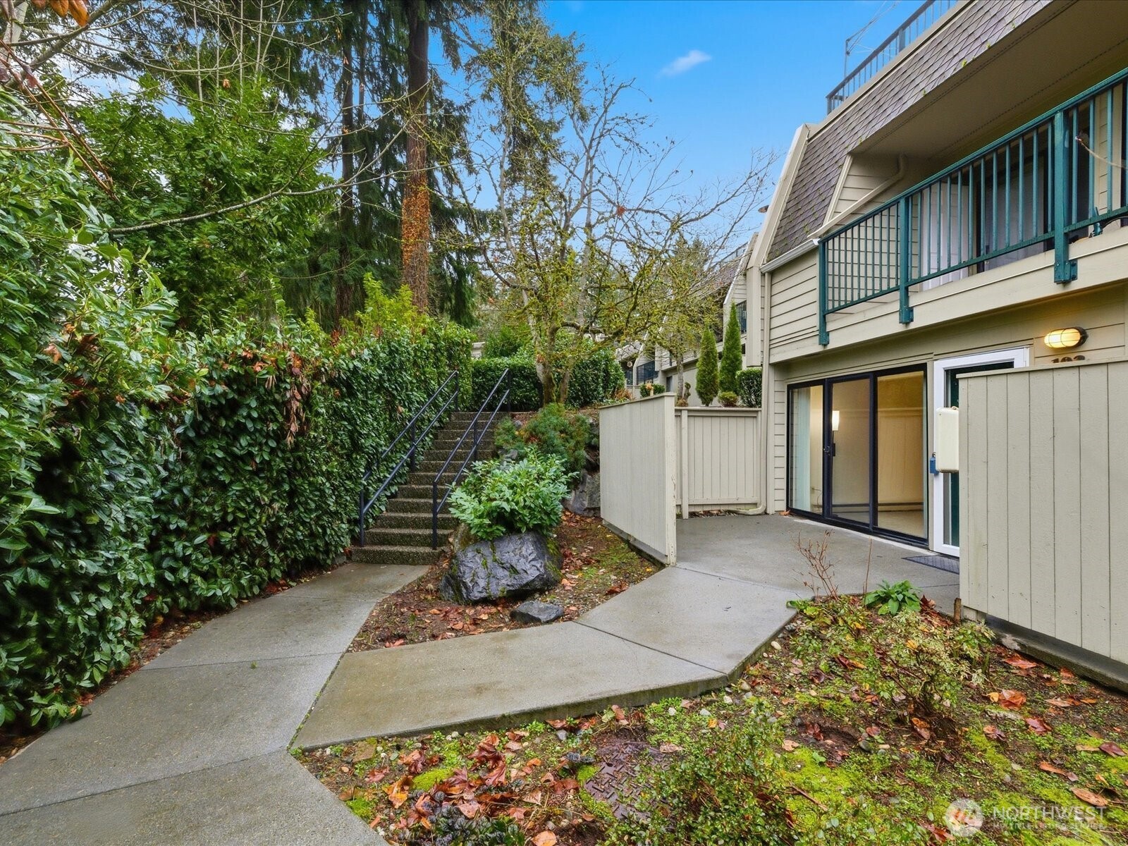 8835 166th Avenue NE #D102, Redmond, WA 98052