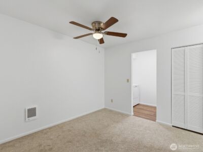 8835 166th Avenue NE #D102, Redmond, WA 98052 - Photo 11