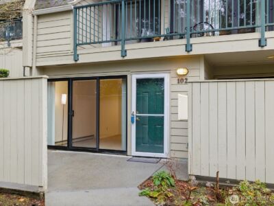 8835 166th Avenue NE #D102, Redmond, WA 98052 - Photo 6