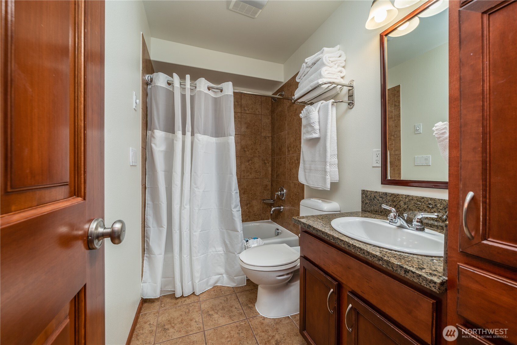 322 W Woodin Avenue #512, Chelan, WA 98816