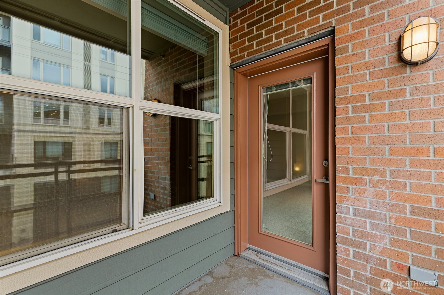 16275 NE 85th Street #311, Redmond, WA 98052