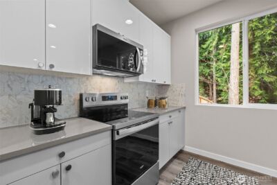 118 169th Place SW #B, Bothell, WA 98012 - Photo 9