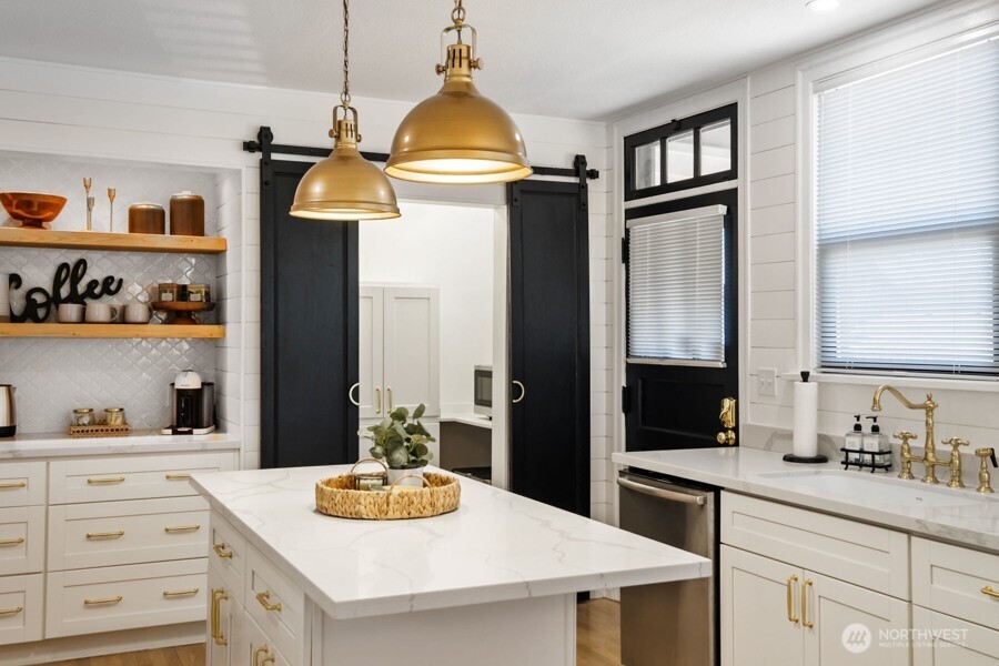 437 Main Street , Buckley, WA 98321