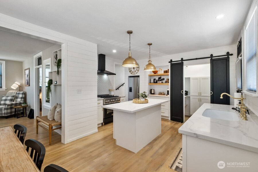 437 Main Street , Buckley, WA 98321