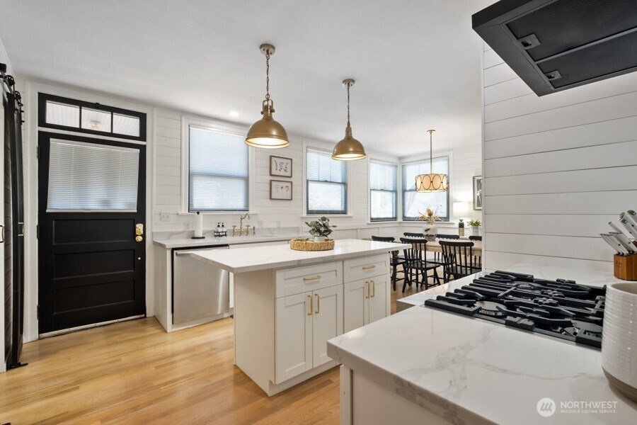 437 Main Street , Buckley, WA 98321