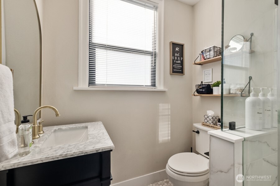 437 Main Street , Buckley, WA 98321