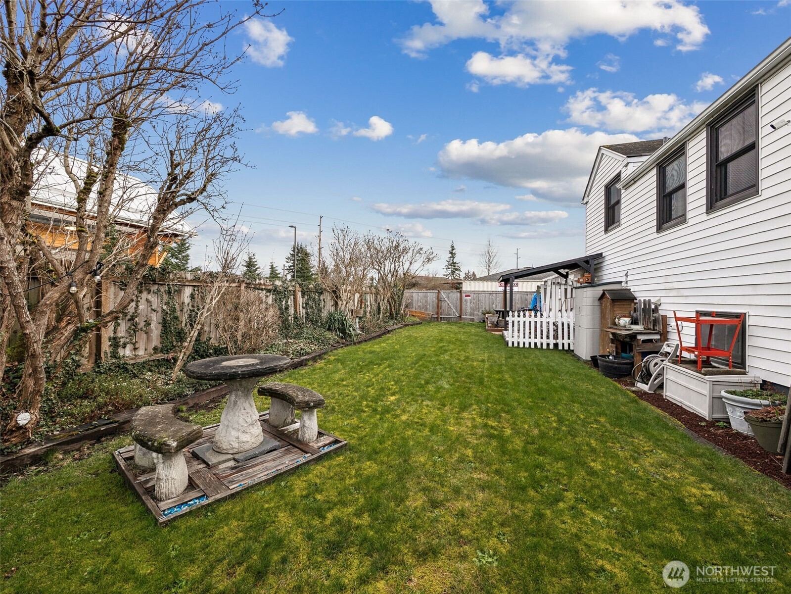 437 Main Street , Buckley, WA 98321