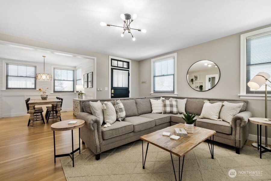 437 Main Street , Buckley, WA 98321