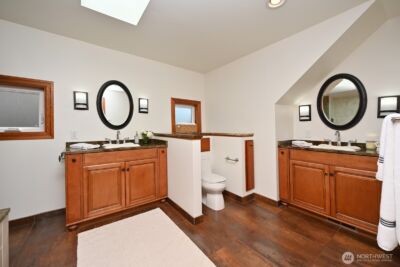1315 NE 70th Street , Seattle, WA 98115 - Photo 28