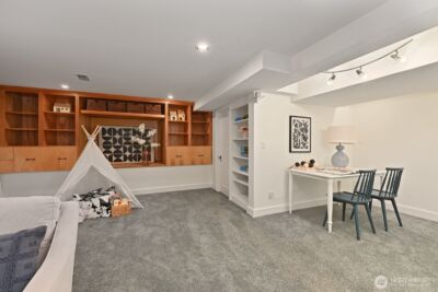 1315 NE 70th Street , Seattle, WA 98115 - Photo 33