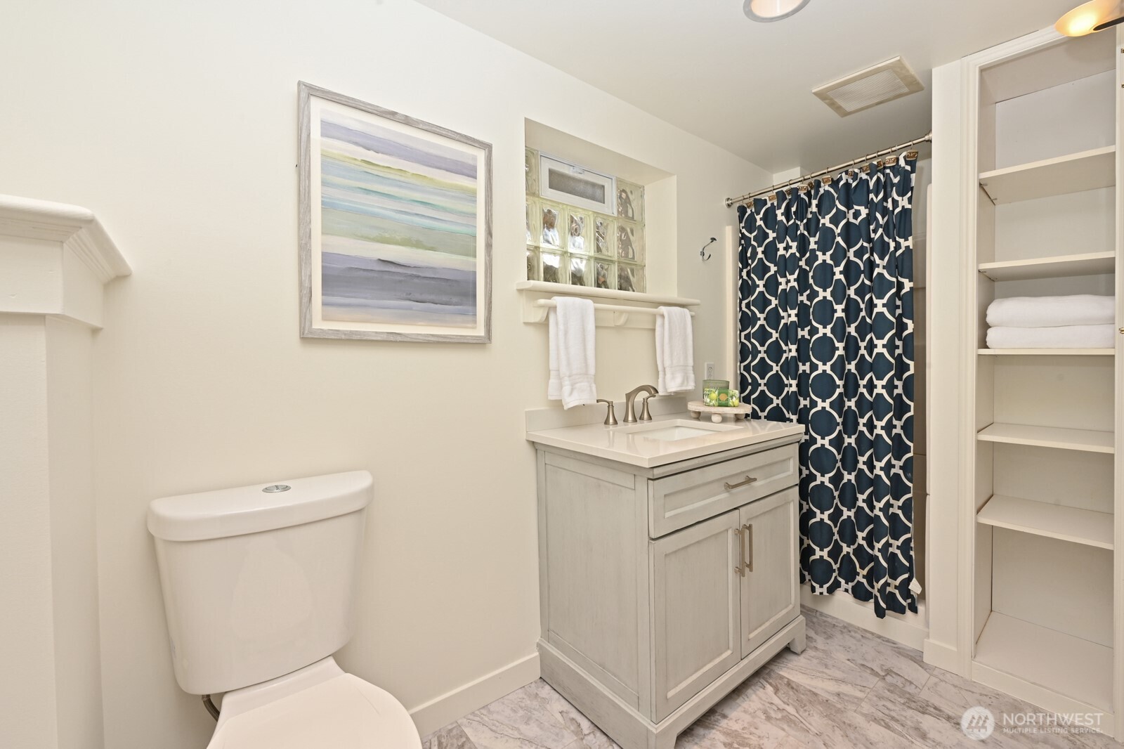 1315 NE 70th Street , Seattle, WA 98115