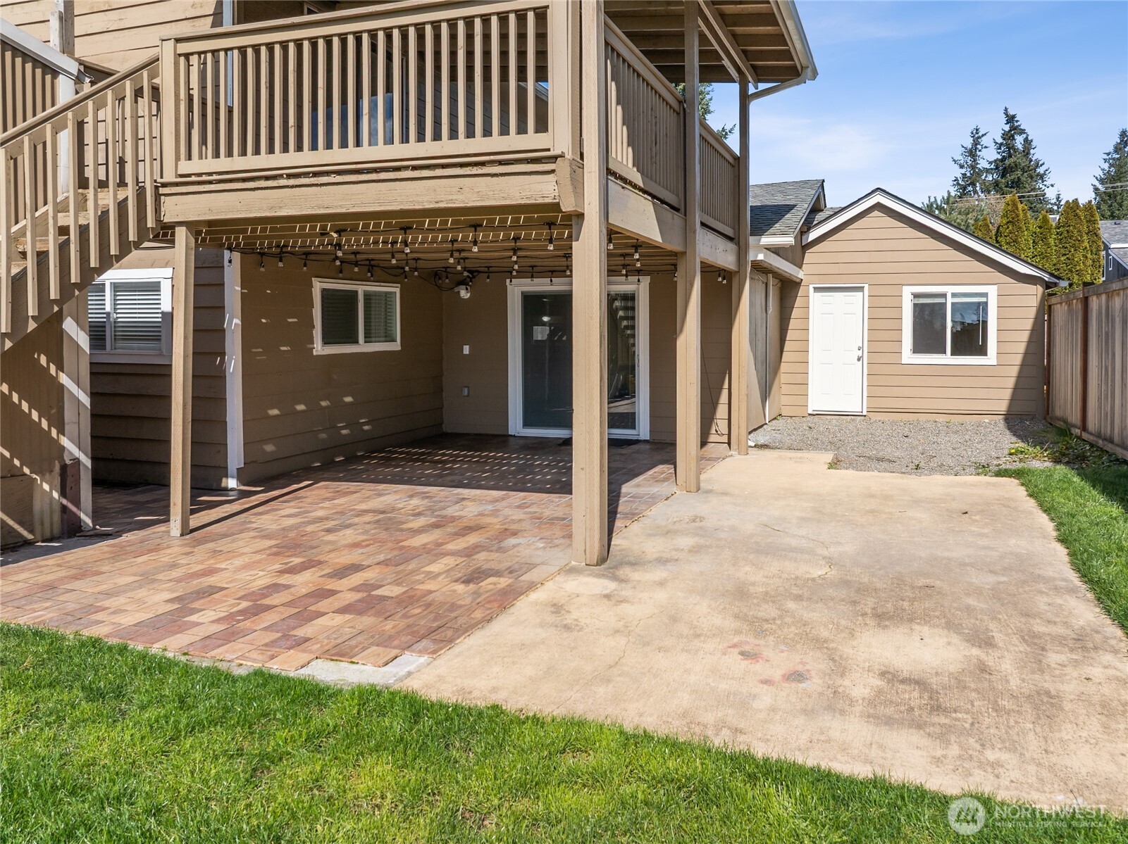 2807 61st Avenue NE, Tacoma, WA 98422