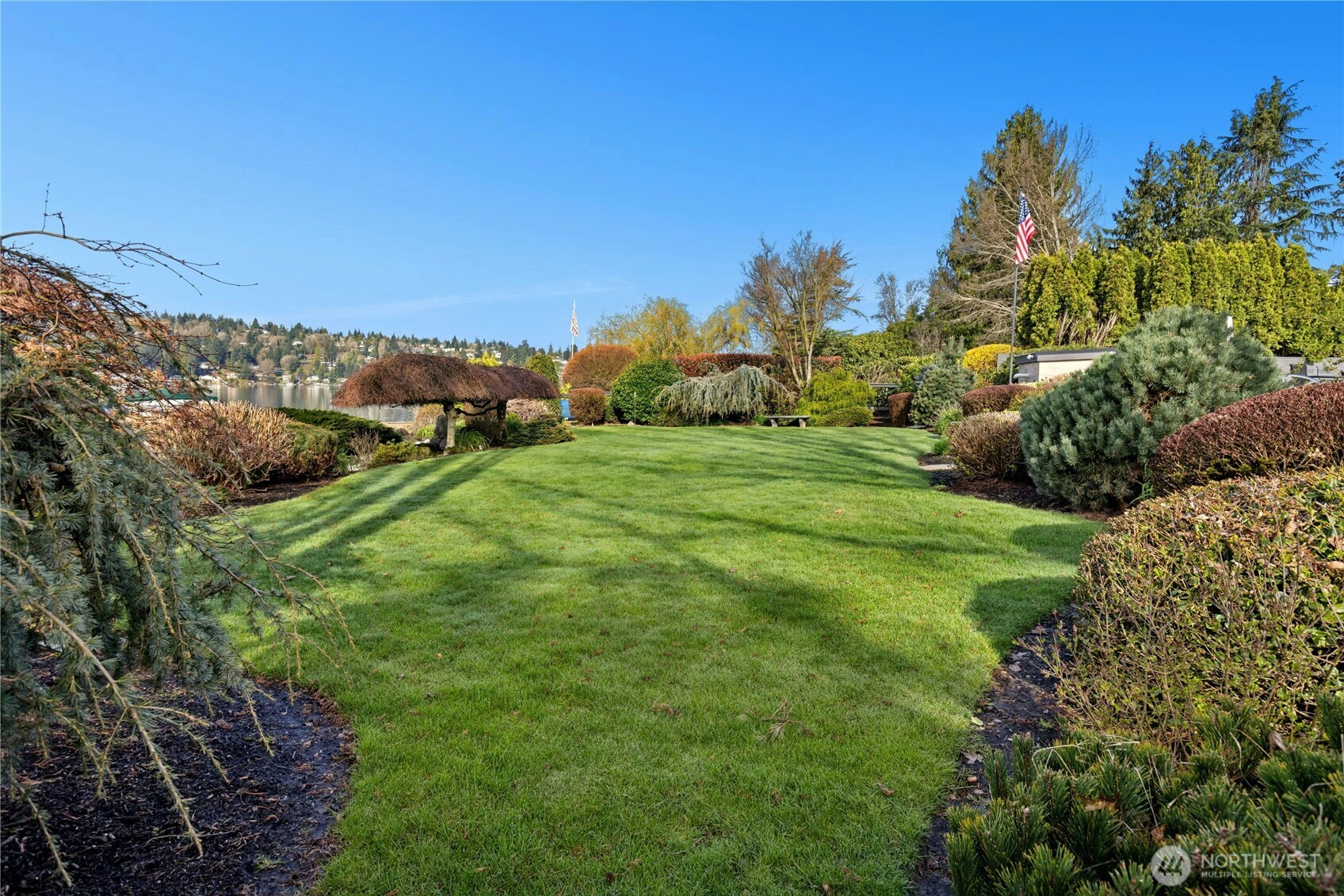 70 Cascade Ky , Bellevue, WA 98006