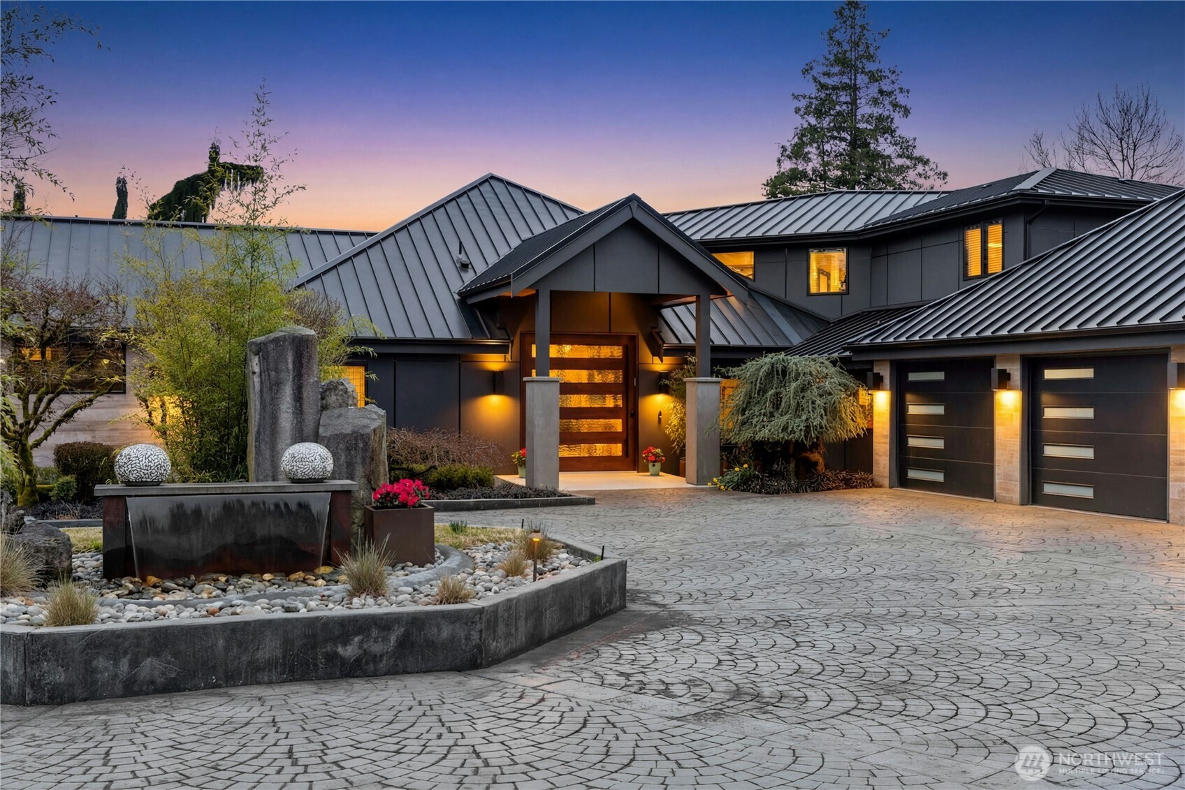 70 Cascade Ky , Bellevue, WA 98006