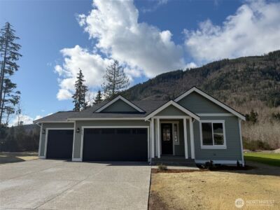 8143 Peaceful Valley Court , Maple Falls, WA 98266