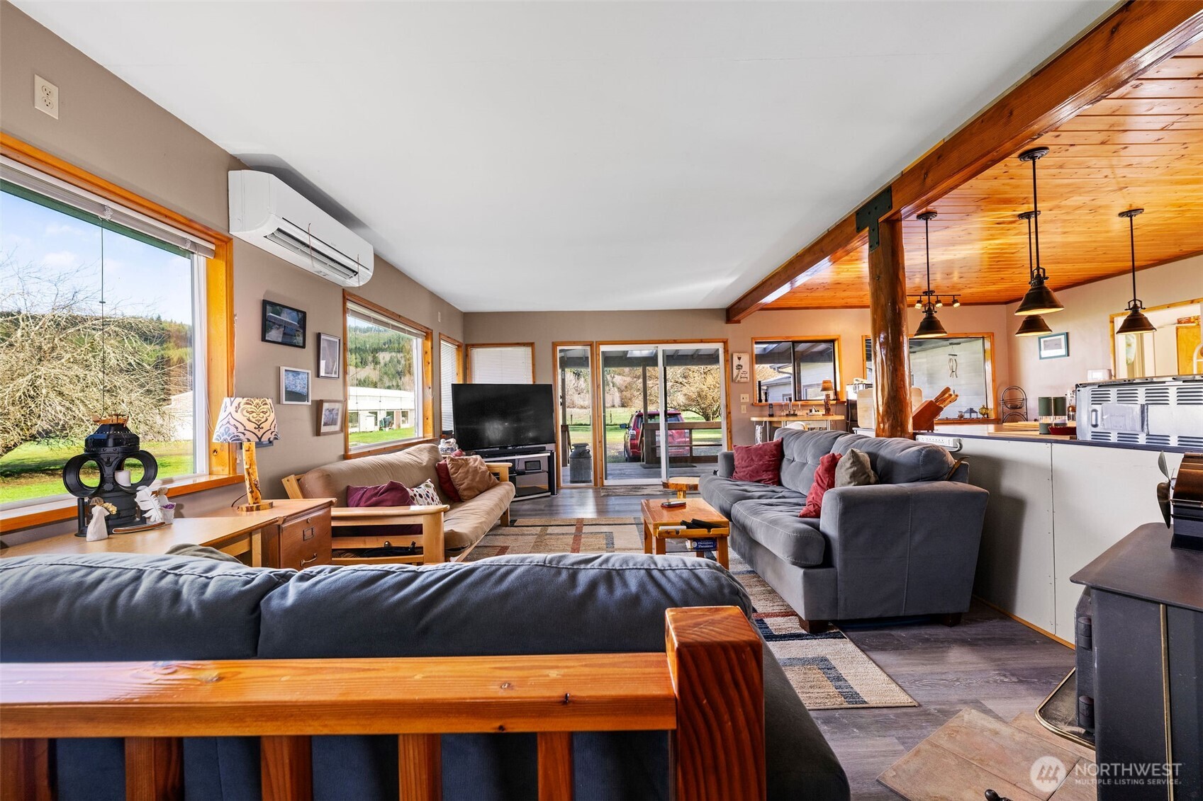 471 Barr Road , Grays River, WA 98621