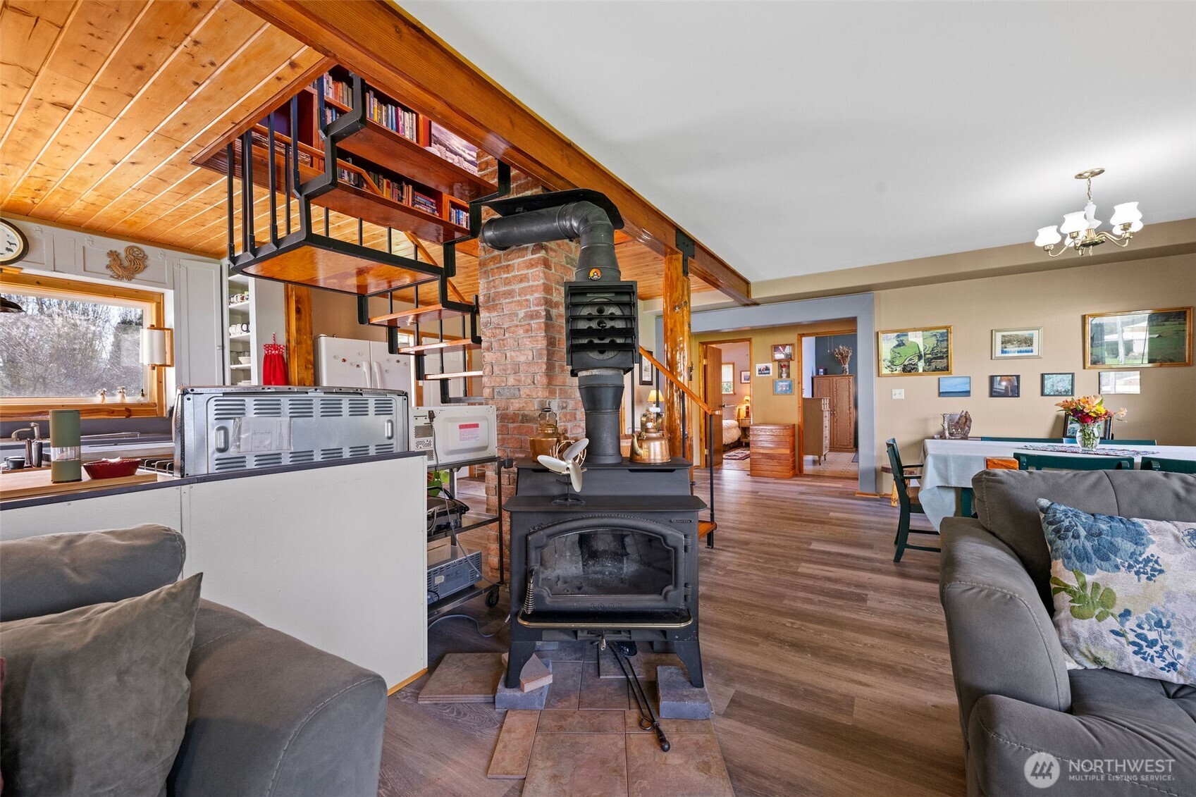 471 Barr Road , Grays River, WA 98621