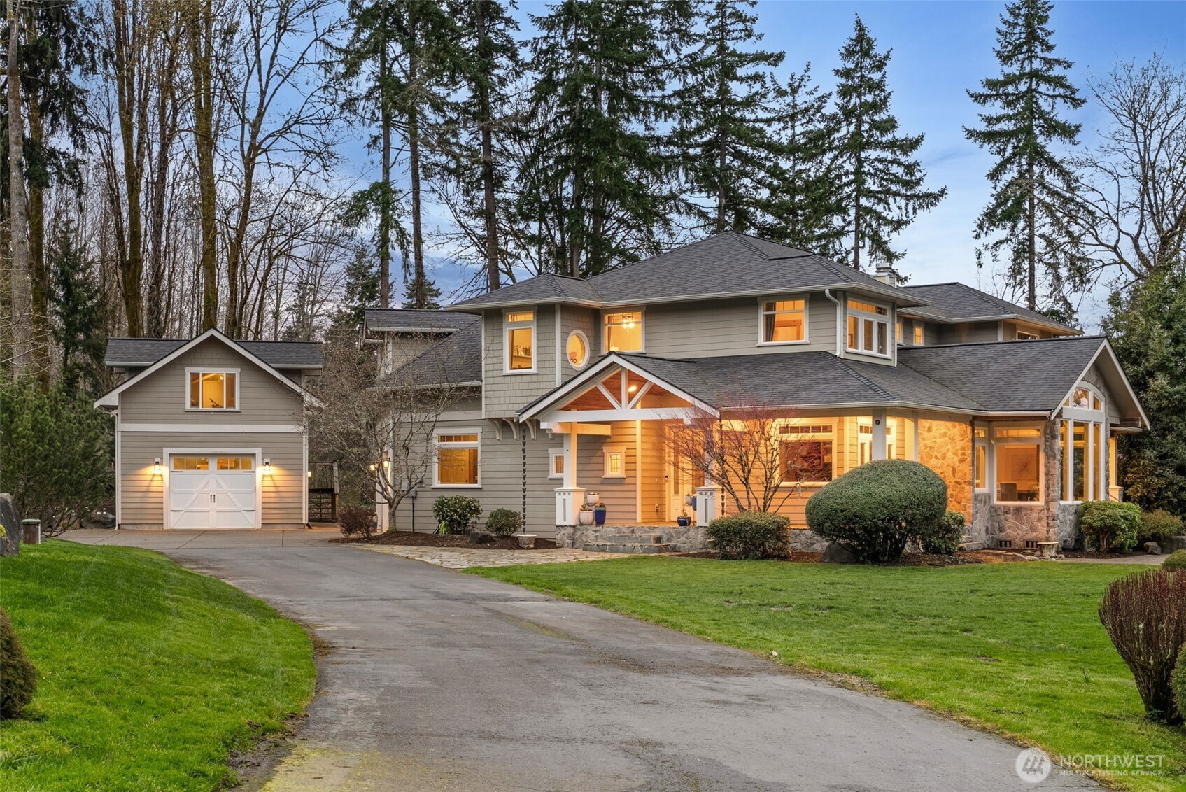 4719 Sunset Point Lane NW, Olympia, WA 98502