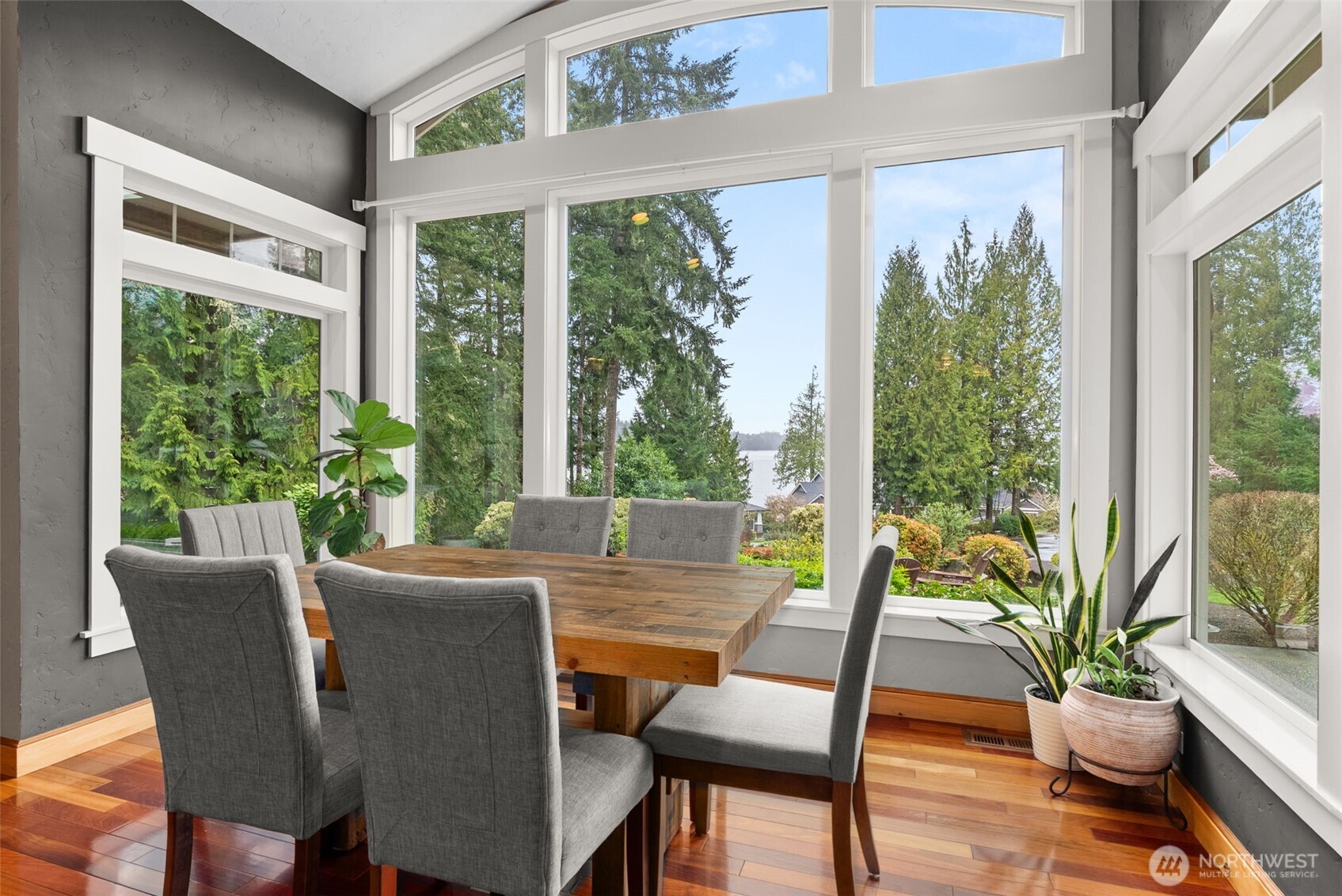 4719 Sunset Point Lane NW, Olympia, WA 98502