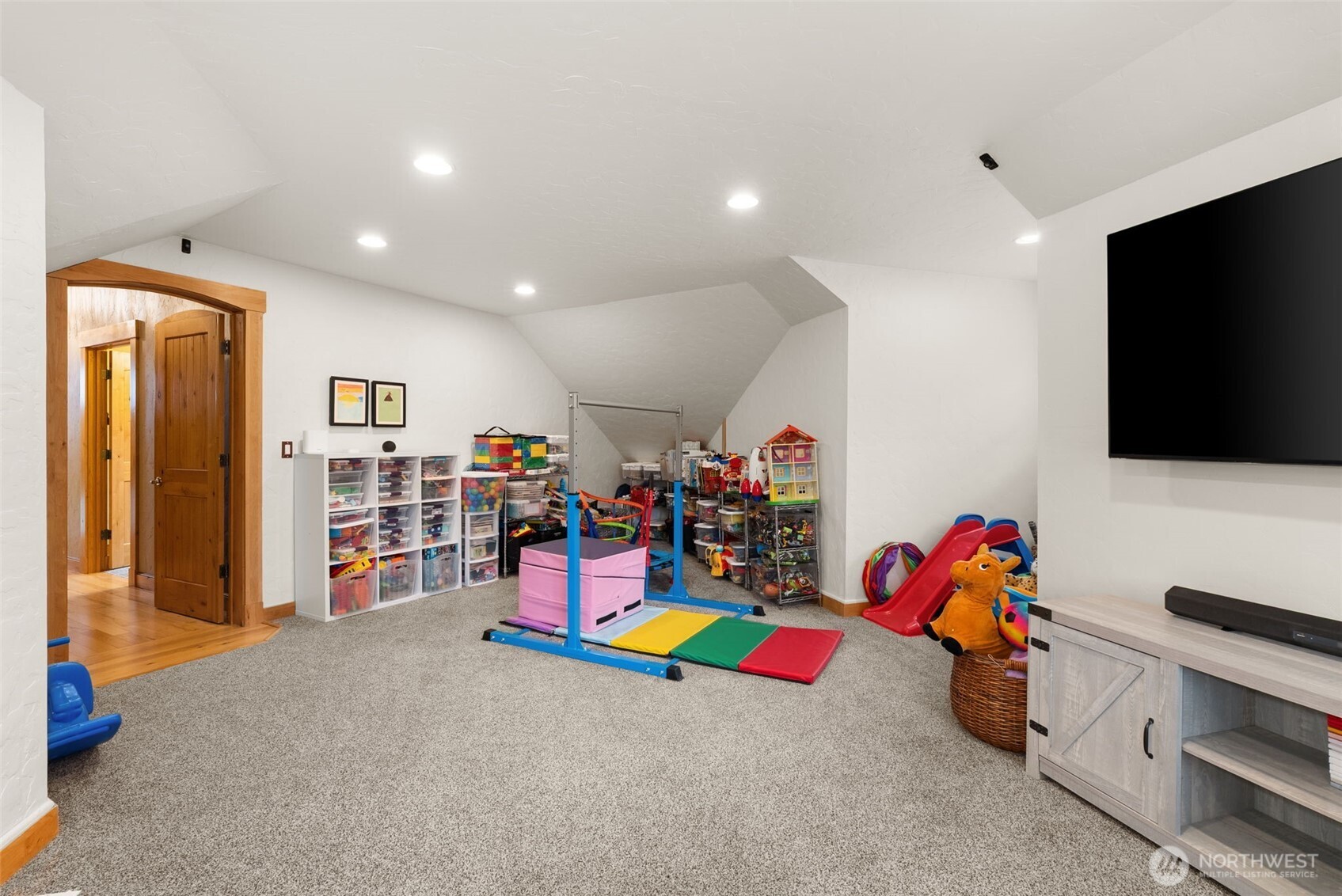 4719 Sunset Point Lane NW, Olympia, WA 98502